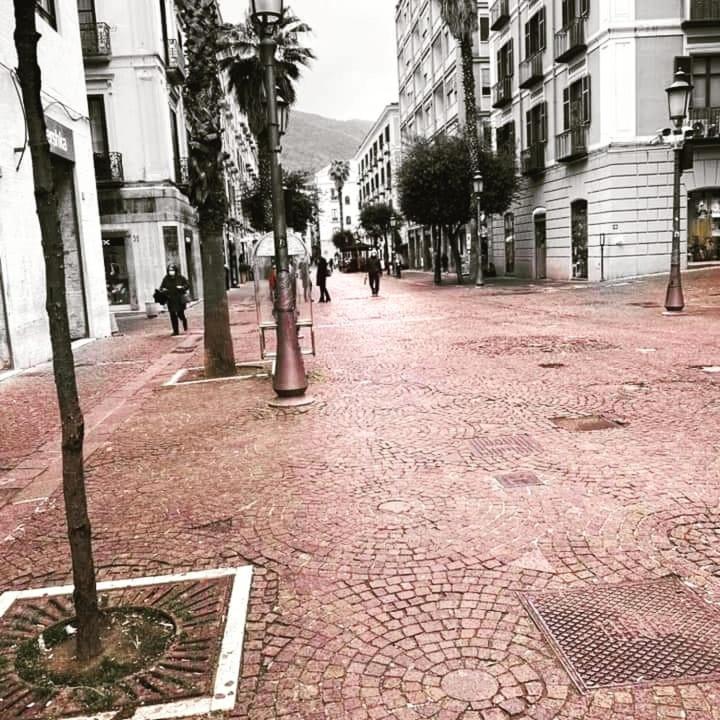 Bed and Breakfast Amalfitani Salerno Centro Экстерьер фото