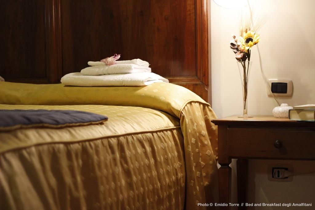 Bed and Breakfast Amalfitani Salerno Centro Номер фото